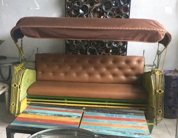 Sofa Couch Polstermöbel Rikscha Lounge Liege Ottomane Tagesbett Relaxliege Liegeinsel Loungeliege