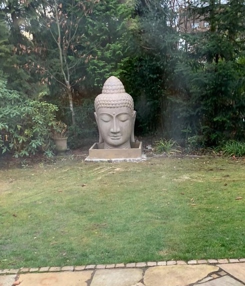 Brunnen Skulptur Buddha Kopf Springbrunnen Steinskulptur Wasserspiel Stein Statue Feng Shui Design