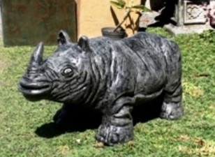 Skulptur Nashorn Statue Rhinozeross Steinskulptur Rhino Nashörner Rhinozerosse Design Garten Deko