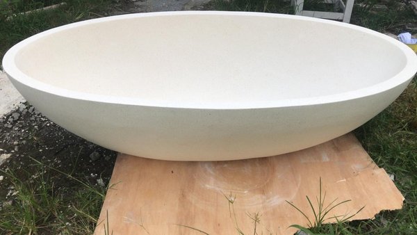 Freistehende Badewanne Steinwanne Becken freistehend Wanne Terrazzo Wanne Überlaufschutz bathtub tub