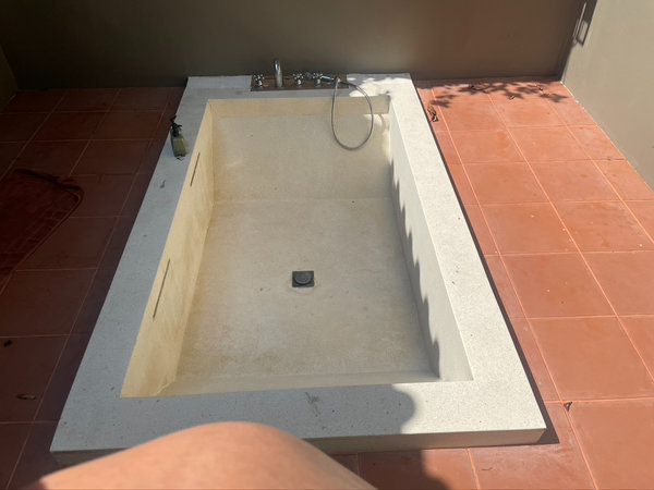 Einbau Stein Badewanne Terrazzo Steinwanne Außenwanne Garten Becken Badewannen Wanne bathtub tub